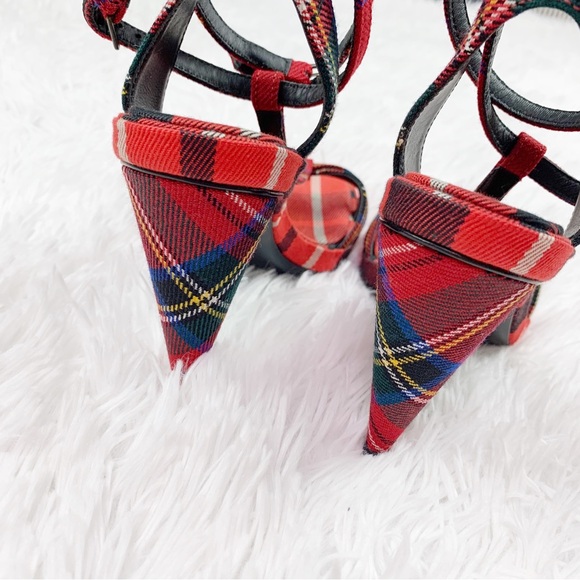 Burberry Red Checkered Canvas T Strap Sandals Tartan Wool Cone-heel Size 35.5 - Picture 7 of 12